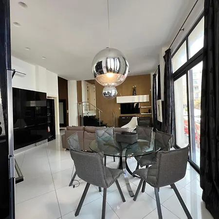 Apartman Sea Views *